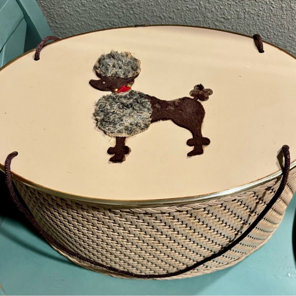 1950’s Princess Oval Chocolate Poodle Sewing Box USA vintage Mid Century basket